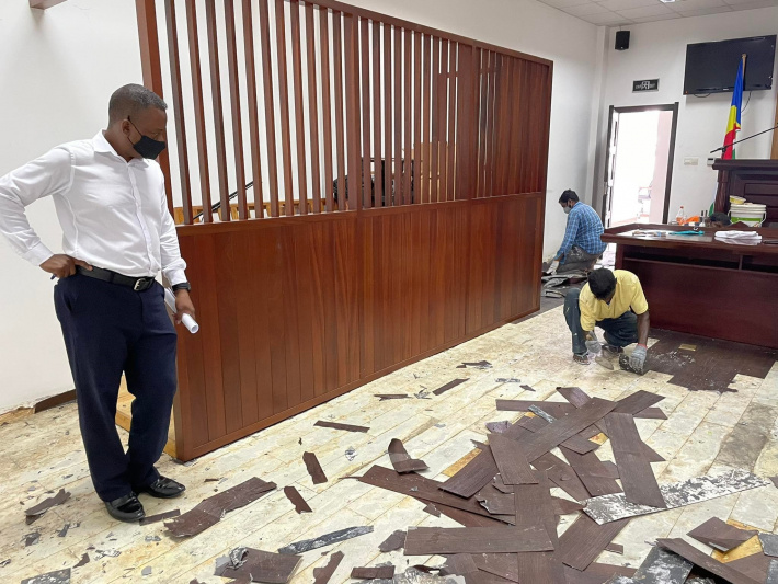 Internal renovations of Palais de Justice building begin