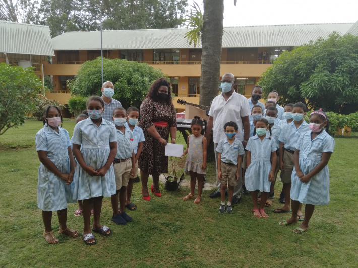 Beau Vallon primary receives new batch of musical instruments