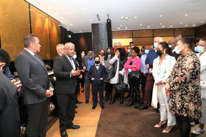 President Ramkalawan meets Seychellois community in Paris