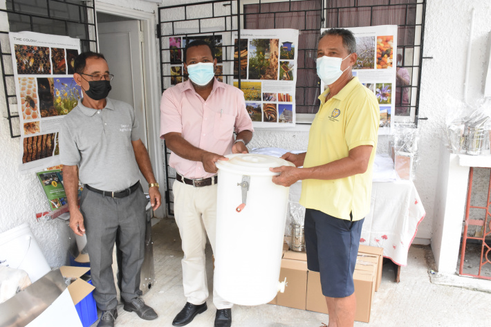 Beekeepers association receives donation of equipment