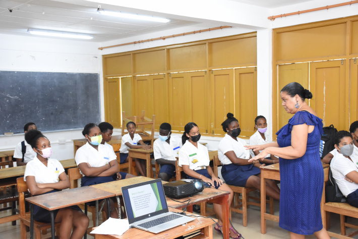 Seychelles Bible Society holds healing session for students