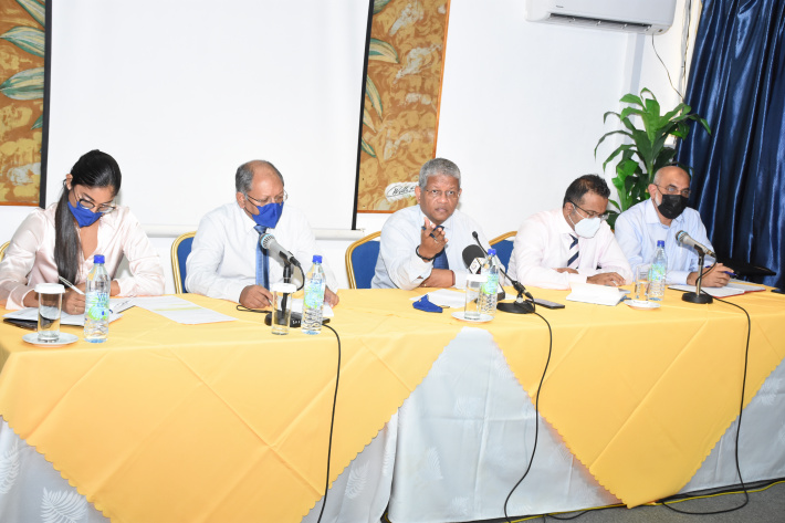 President Ramkalawan holds discussion with Retailers Association of Seychelles