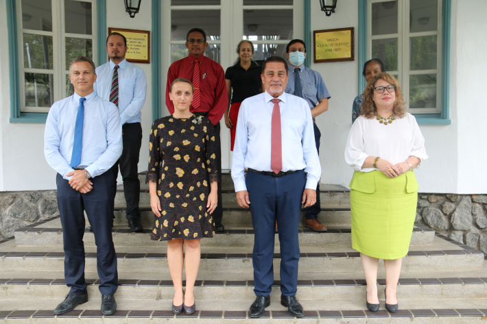Ambassador of Slovakia calls on Minister Sylvestre Radegonde