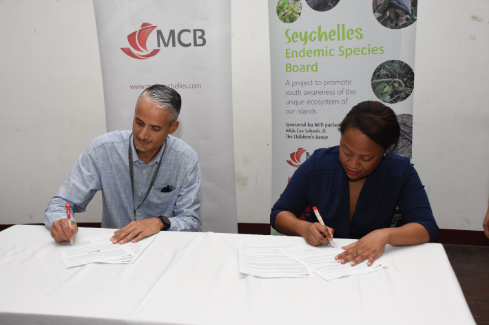 MCB sponsors Seychelles’ endemic board project