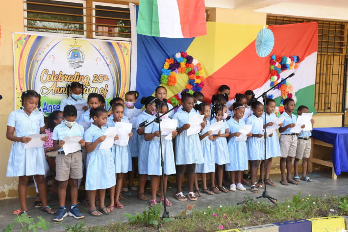 Anse Etoile school marks Silver jubilee   