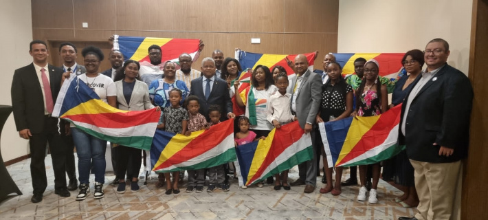 President meets Seychellois community in Kinshasa