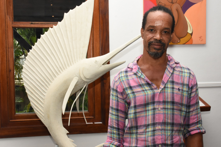 Seychellois sculptor takes art lovers for a deepdive into the ocean