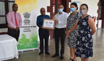 Seychelles gets anti-tuberculosis medications from India