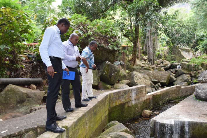 Ministerial team visit Mont Fleuri residents affected by flooding   