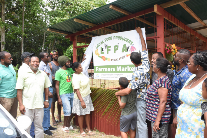 Anse à la Mouche farmers and producers get own market