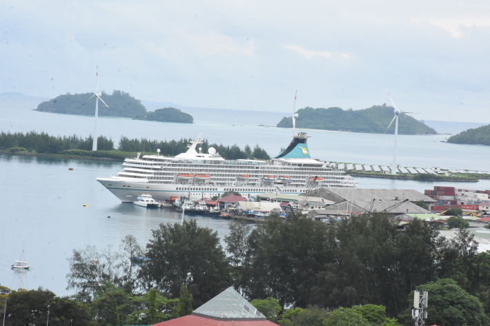 Seychellois urged to tap  into cruise ship market