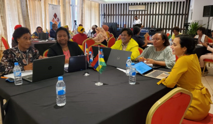 Sylvanne Lemiel, Doyace Porice attend ‘redynamisation de la plateforme des femmes en politique de l’Océan indien’ seminar