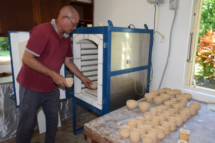 Pottery-making gets new boost through donation of electric kiln