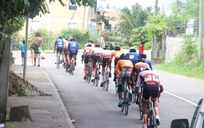 Cycling: 78km circuit race   