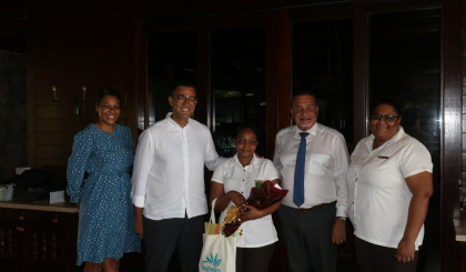 Tourism minister congratulates newly promoted Seychellois at Four Seasons