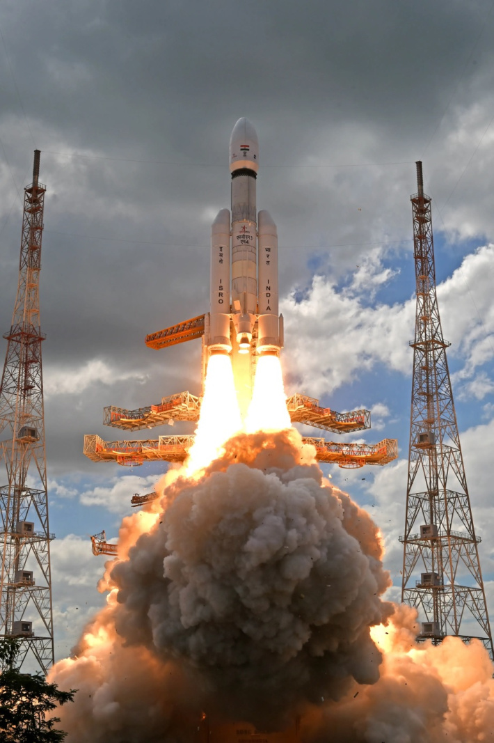 CHANDRAYAAN-3 successful: India lands on the moon