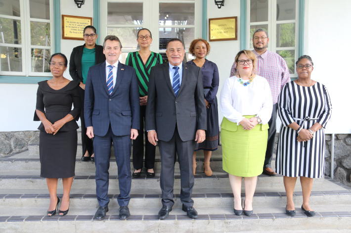    US chargé d’affaires bids farewell to Seychelles Foreign minister   