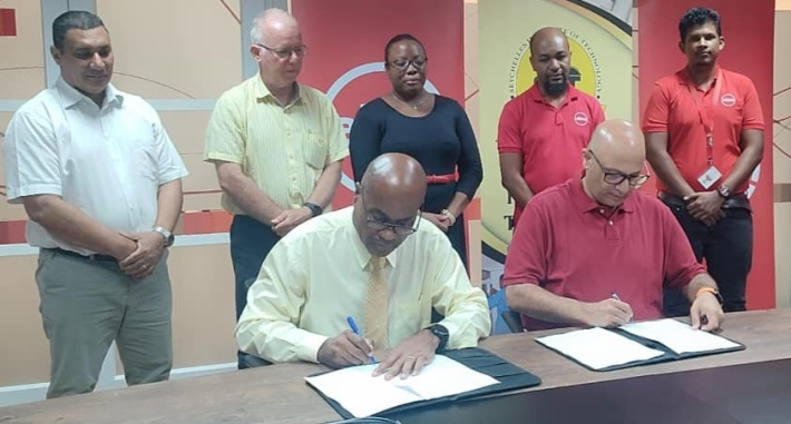 Absa Bank Seychelles partners with SIT to drive cloud computing education   