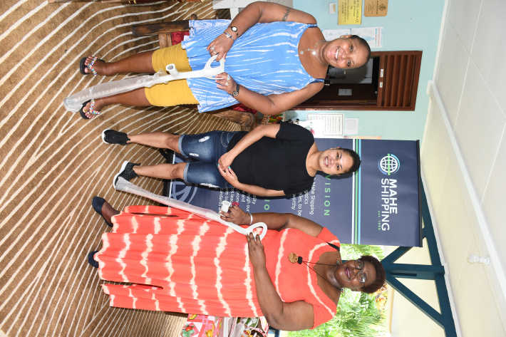 Mahé Shipping donates to Anse Boileau home for the elderly