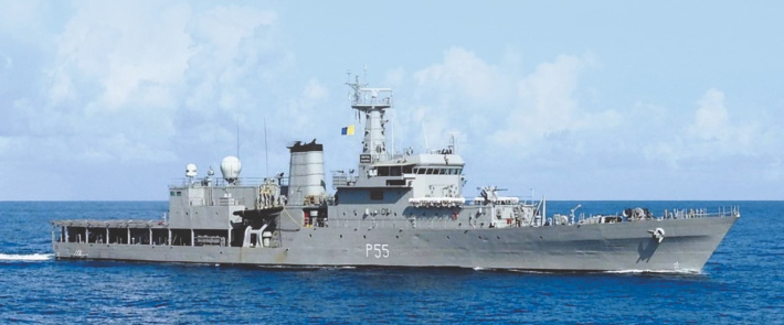 Indian naval ship Sharda arrives in Seychelles with gifts of India-Seychelles friendship