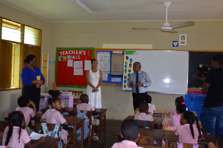 President Ramkalawan visits Anse Royale primary pupils   