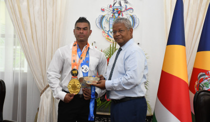 Wallace Dorasamy makes courtesy call on President Ramkalawan