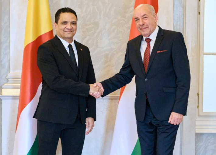 Seychelles ambassador to Hungary accredited