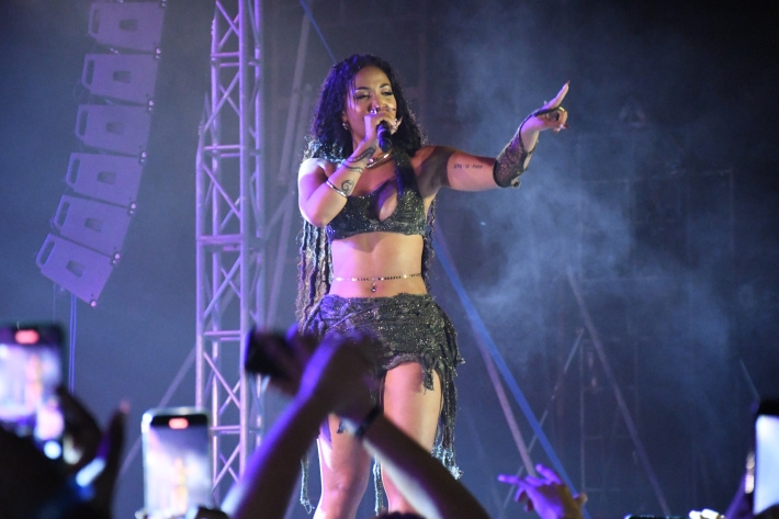 Shenseea delivers on high energetic performance promised to fans   