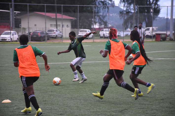 Football: Women’s Pre-Season League