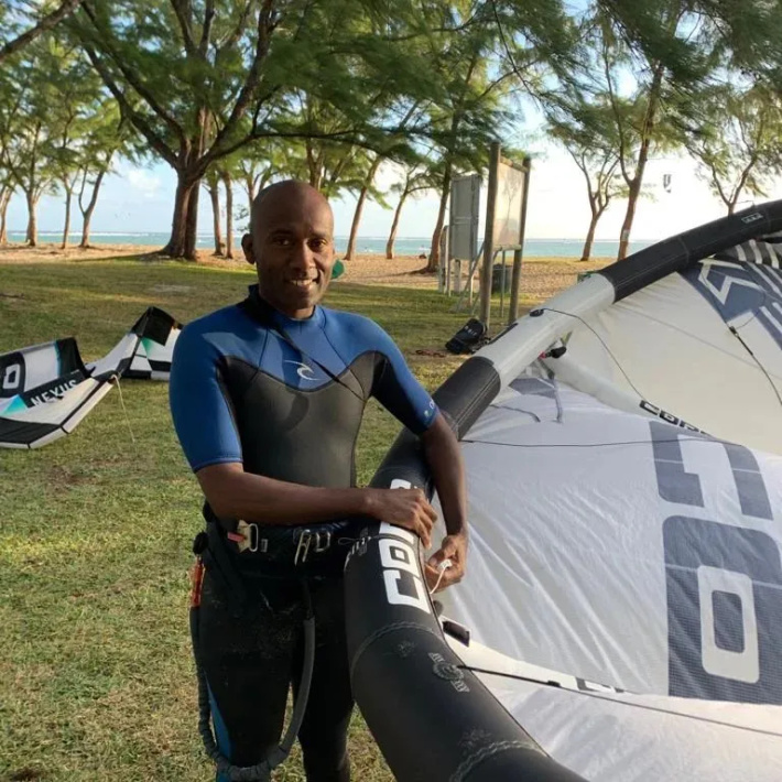 Windsurfing - Kite Surfing: Traditional Mahé-Praslin Crossing and Praslin Slalom   