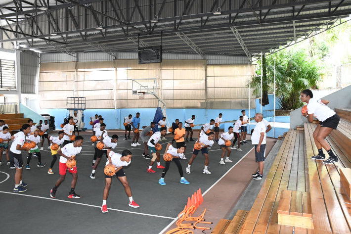 Basketball: ‘Sports Envoy Program’