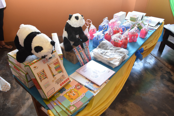 Plaisance crèche receives learning material from Chinese embassy