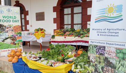 Agriculture department donates local fruits and vegetables to Oncology Unit