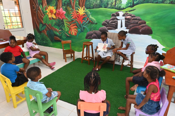 Grand Anse Mahe primary re-opens its library