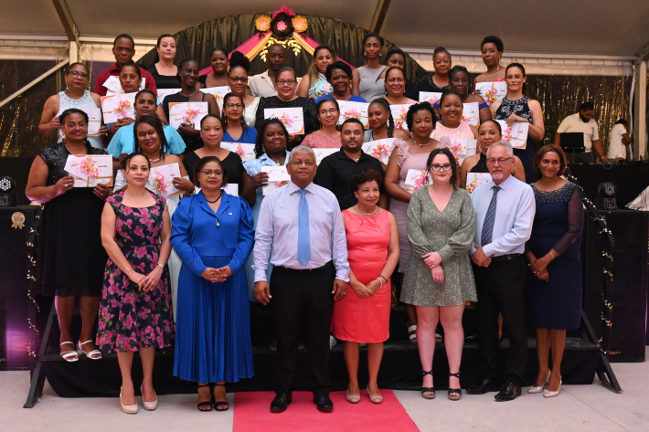 ASP recognises long-serving  employees for their dedication