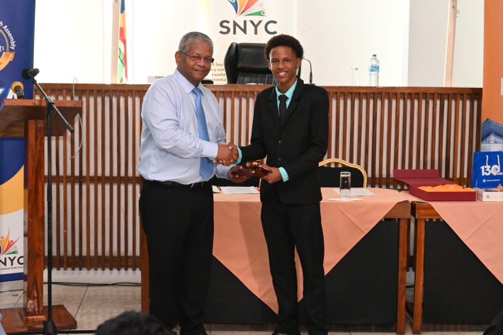 President Ramkalawan empowers youth assembly with symbolic gavel