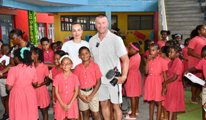 Cultural exchange promotes friendship between Latvian and Seychellois pupils