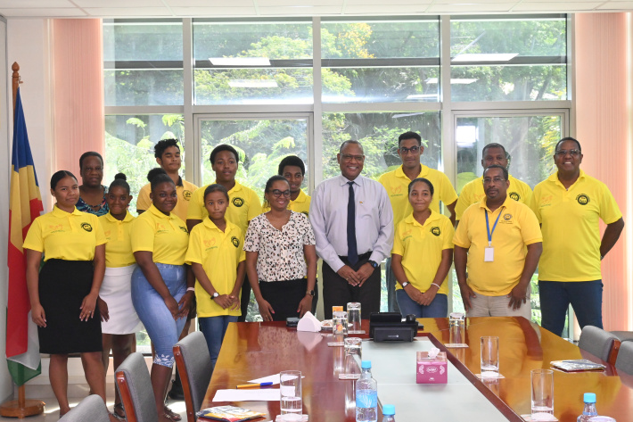 Youth road safety ambassadors pay courtesy call on Transport minister