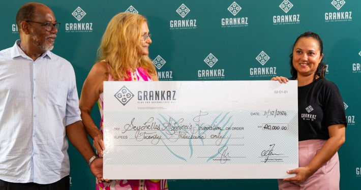 Gran Kaz’s donation to Alzheimer’s Foundation Seychelles honours those affected by the disease   