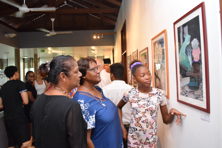 SIAD graduates showcase their art work in exhibition