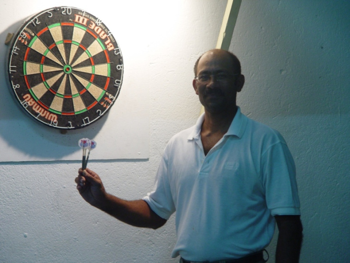 Interview with darts player Terrence Hallock