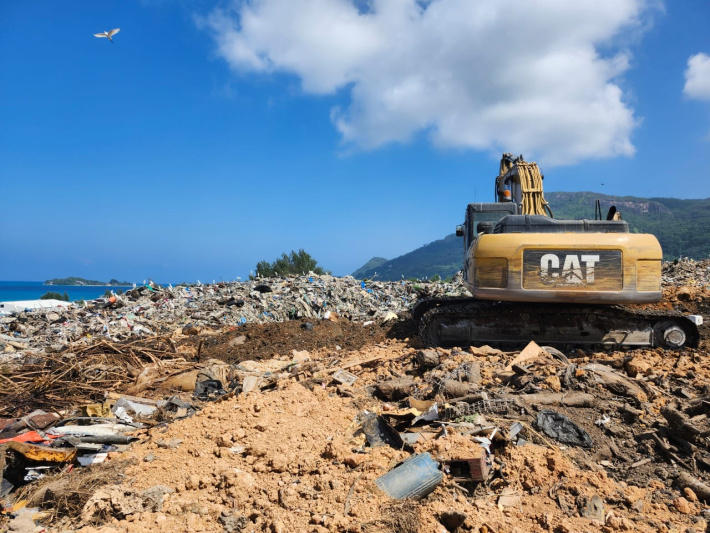 No more sludge and fish meal at the Providence landfill as from mid-March, says the LWMA