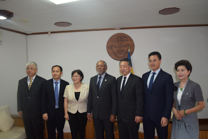 Seychelles and China discuss strengthening ties