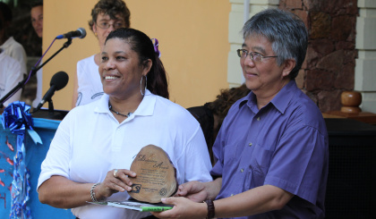 Praslin i perdi en zanfan, en pionye