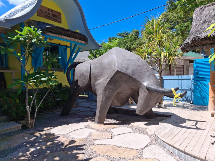 Iconic black bull statue unveiled on La Digue