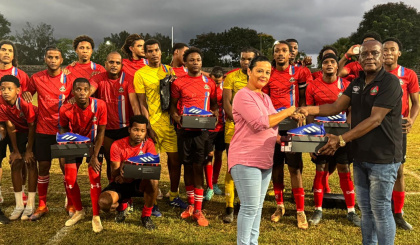 Au Cap FC receive sponsorship from Crown Beach hotel