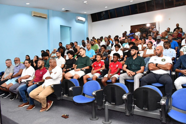 𝐒𝐞𝐲𝐜𝐡𝐞𝐥𝐥𝐞𝐬 𝐅𝐨𝐨𝐭𝐛𝐚𝐥𝐥 𝐅𝐞𝐝𝐞𝐫𝐚𝐭𝐢𝐨𝐧 (𝐒𝐅𝐅) 𝐀𝐰𝐚𝐫𝐝 𝐂𝐞𝐫𝐞𝐦𝐨𝐧𝐲 𝟐𝟎𝟐𝟓: 𝐓𝐡𝐞 𝐛𝐞𝐬𝐭 𝐟𝐨𝐫 𝐭𝐡𝐞 𝟐𝟎𝟐𝟒-𝟐𝟓 𝐬𝐞𝐚𝐬𝐨𝐧 𝐫𝐞𝐰𝐚𝐫𝐝𝐞𝐝