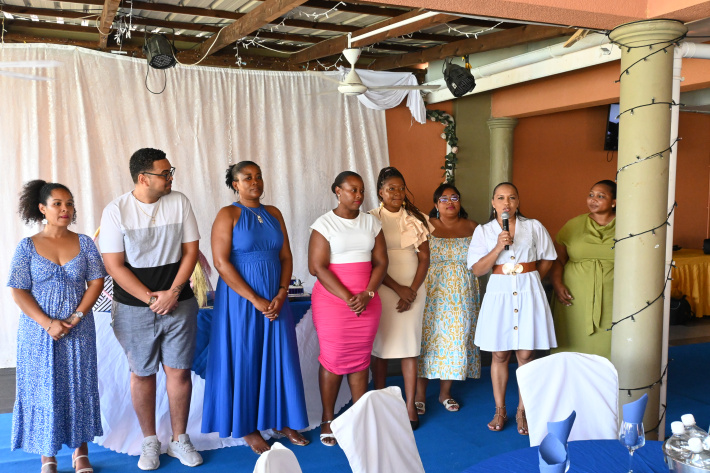 Nars honours retired nurses