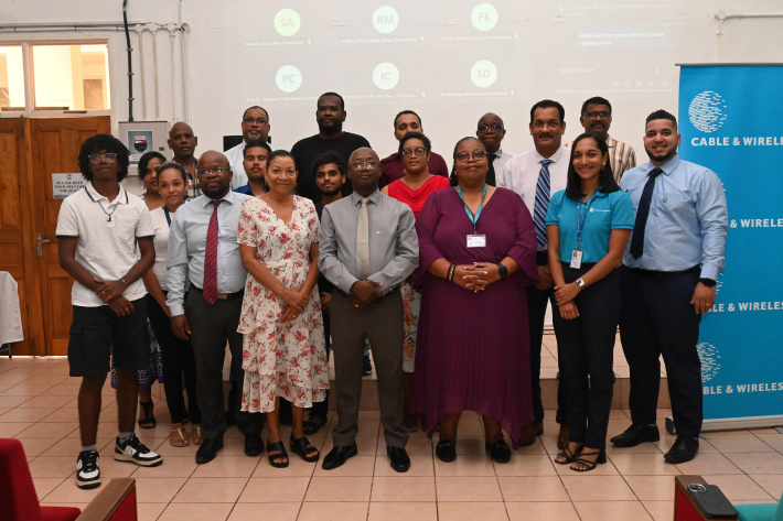 UniSey and SEGI University launch two new degree courses for locals