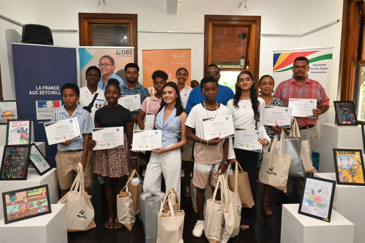 Human Rights Commission rewards winners of poster, article competition